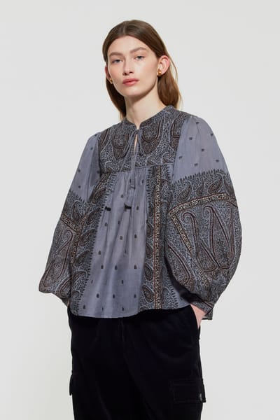 Antikbatik Hida print blouse