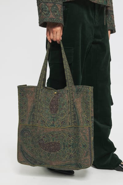 Antikbatik Tajaro Tote bag