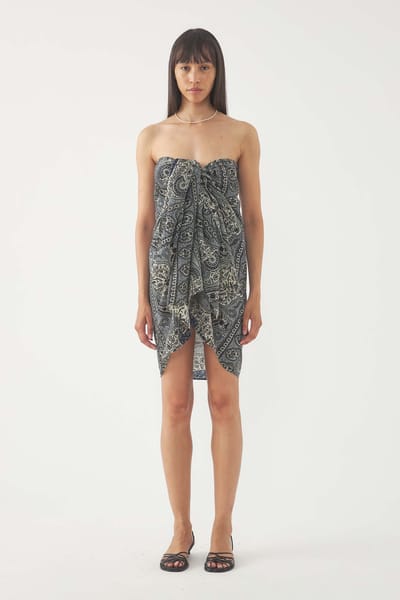 Antikbatik Pareo Taya
