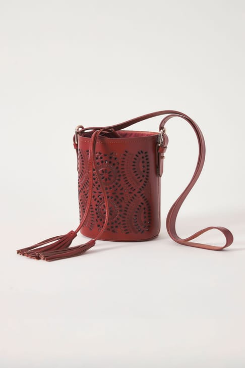 Antikbatik Small lace-style openwork leather bucket bag Galy