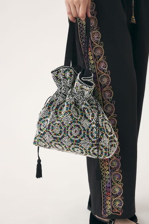 Antikbatik Pearl-embroidered bag Baramba