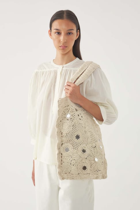 Antikbatik Tote Cream