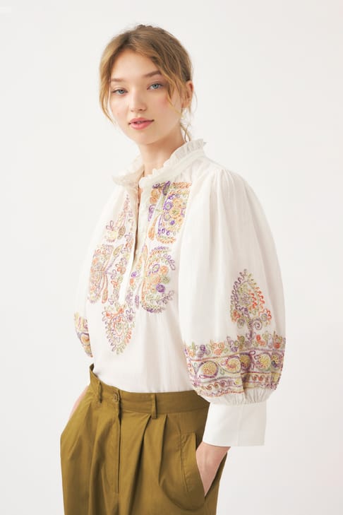 Antikbatik Hand-embroidered blouse Neil