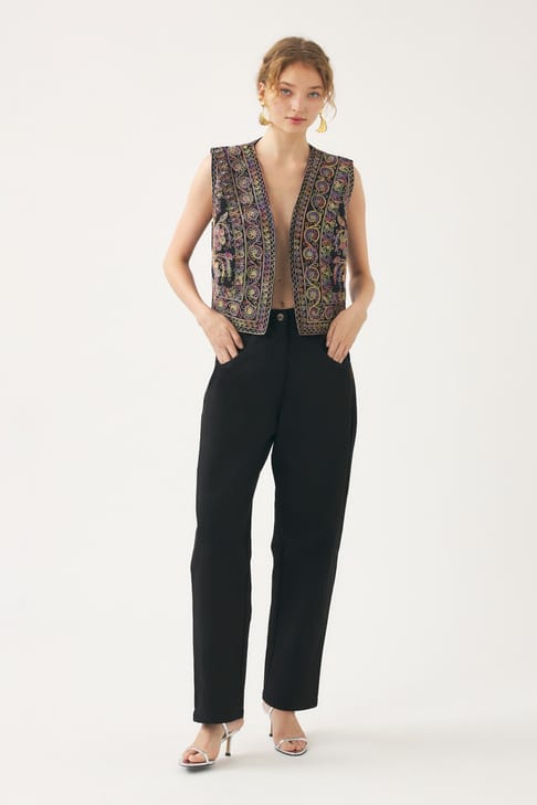 Antikbatik Gilet sans manches brodé à la main Neil