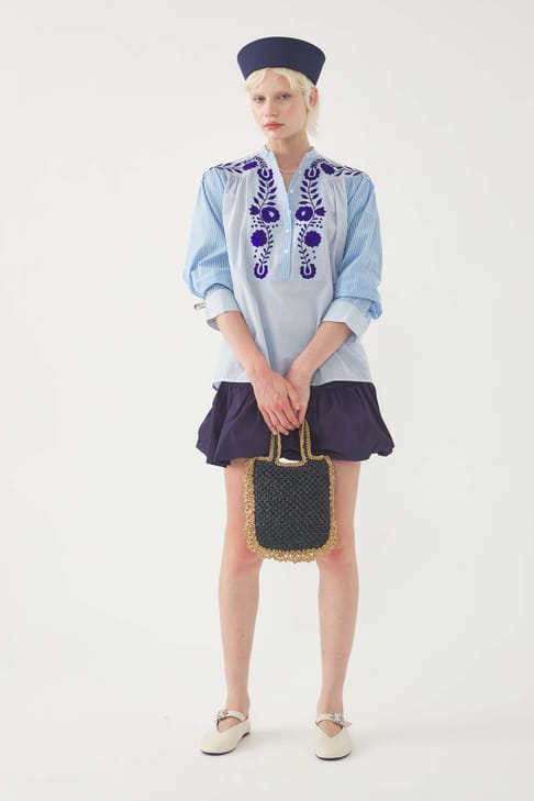 Antikbatik Embroidered Blouse Tamir