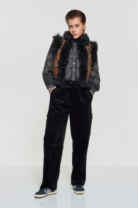 Antikbatik Tilda velvet cargo trousers