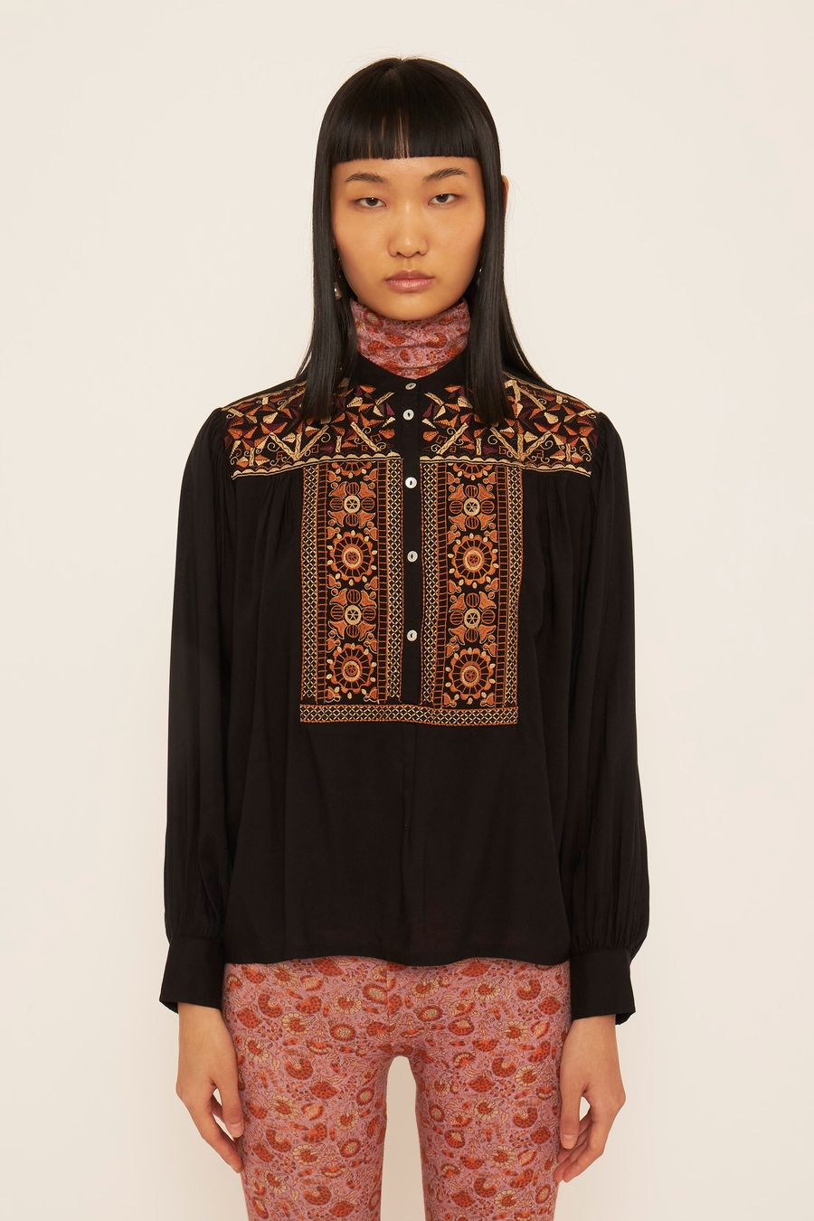 Antikbatik Blouse brodée Bettina