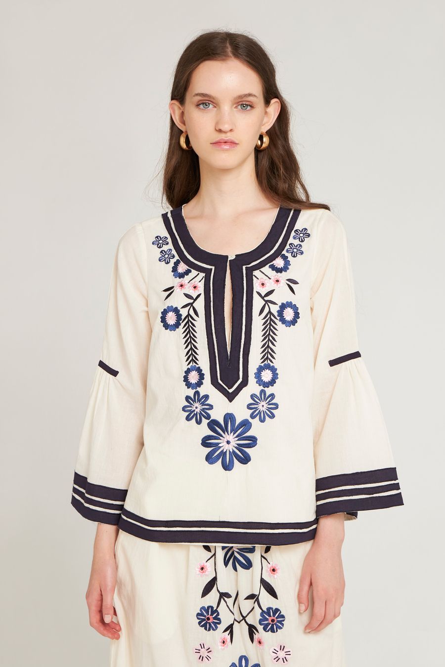 Antikbatik Pami embroidered blouse