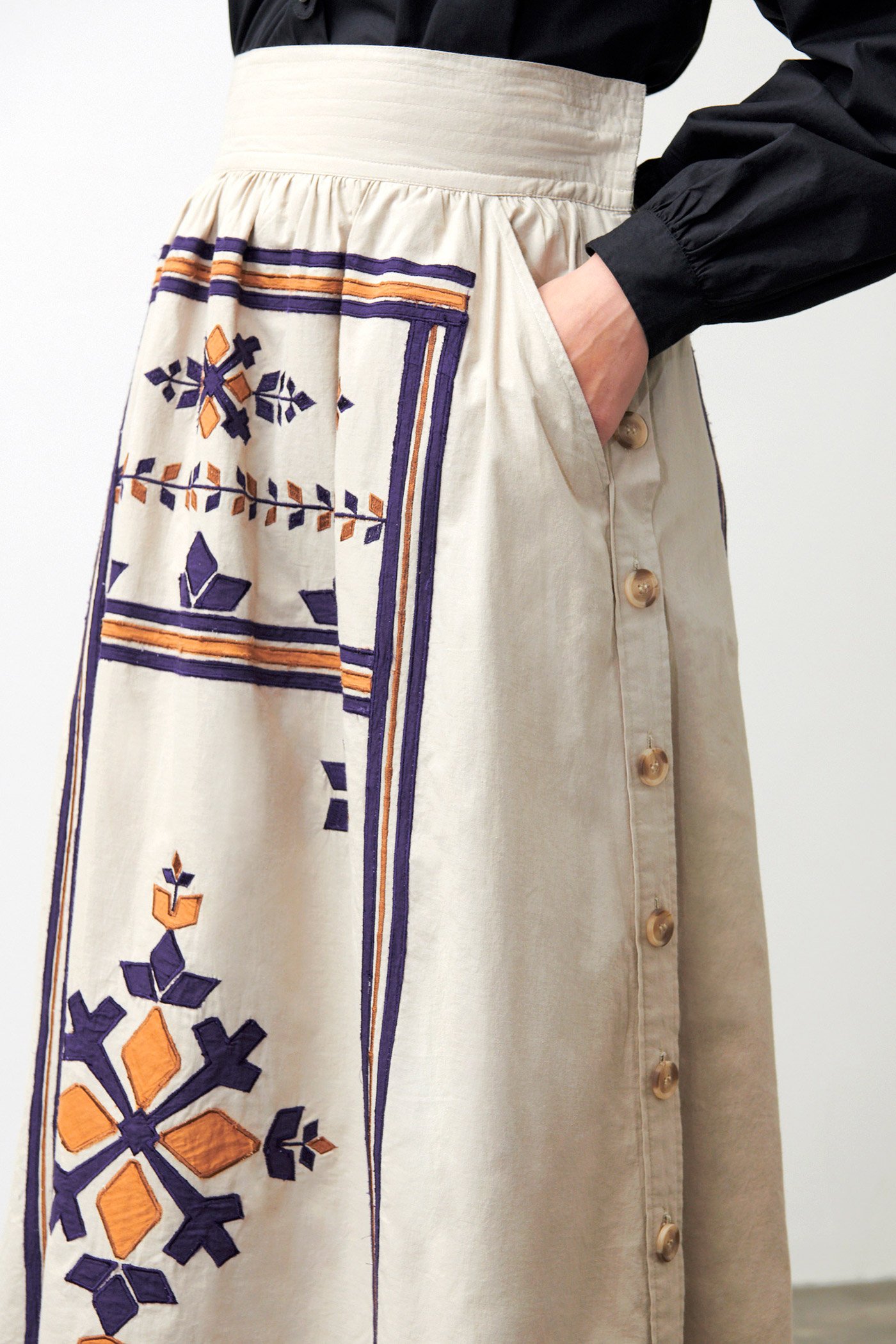 Jupe Anika beige - Antik Batik (photo) Jupe Anika beige - Antik Batik (photo)