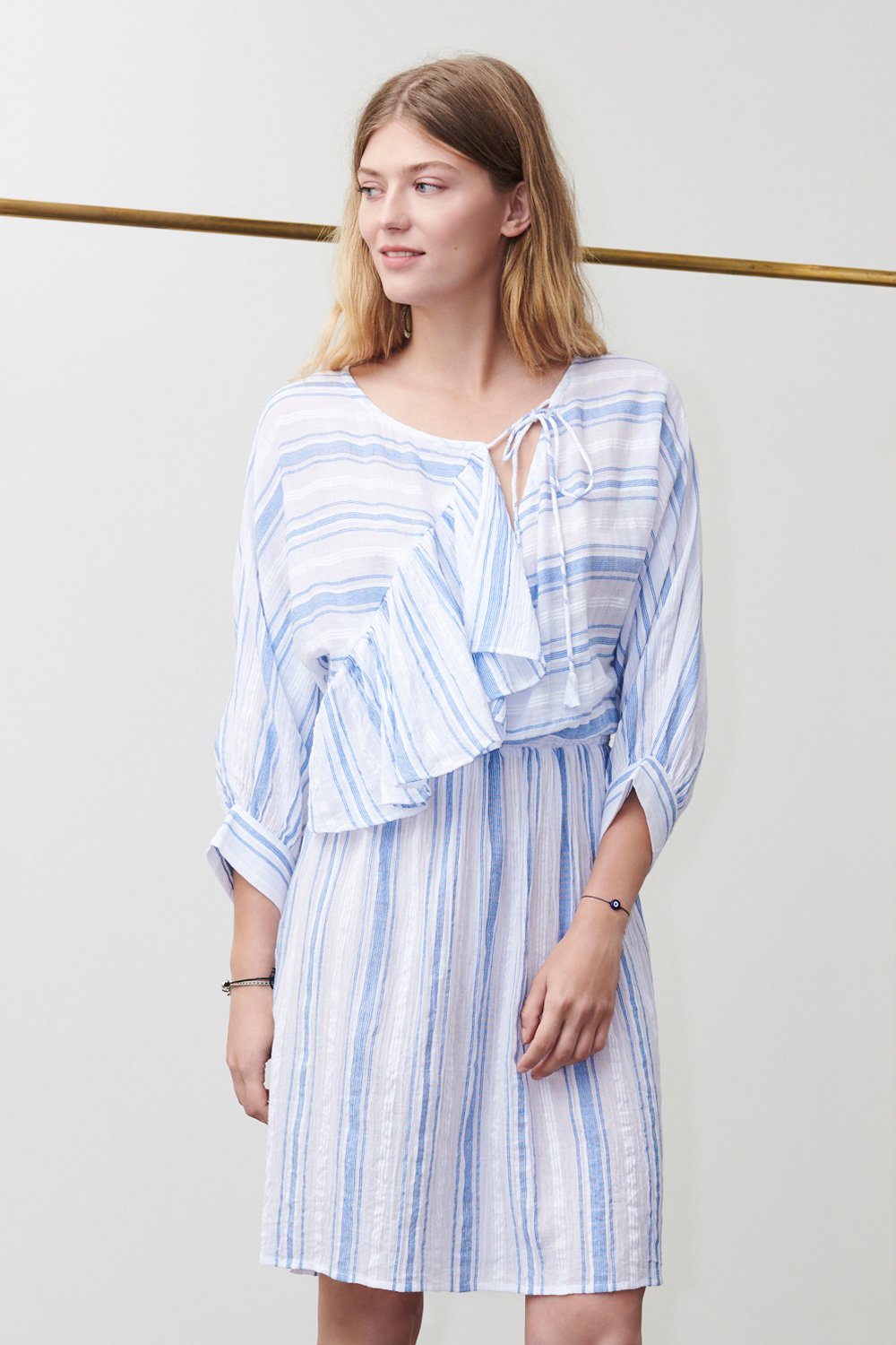 Robe rayée Serifos bleue - Antik Batik (photo) Robe rayée Serifos bleue - Antik Batik (photo)