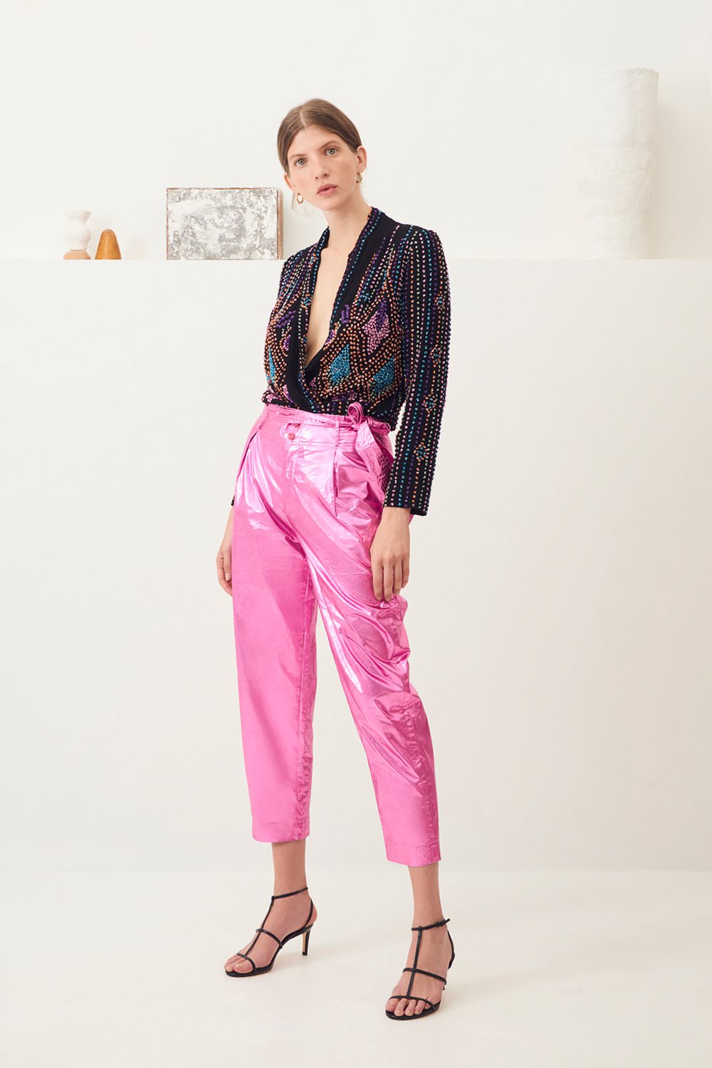 Pantalon carotte brillant Lumi - Rose - Antik Batik (photo) Pantalon carotte brillant Lumi - Rose - Antik Batik (photo)