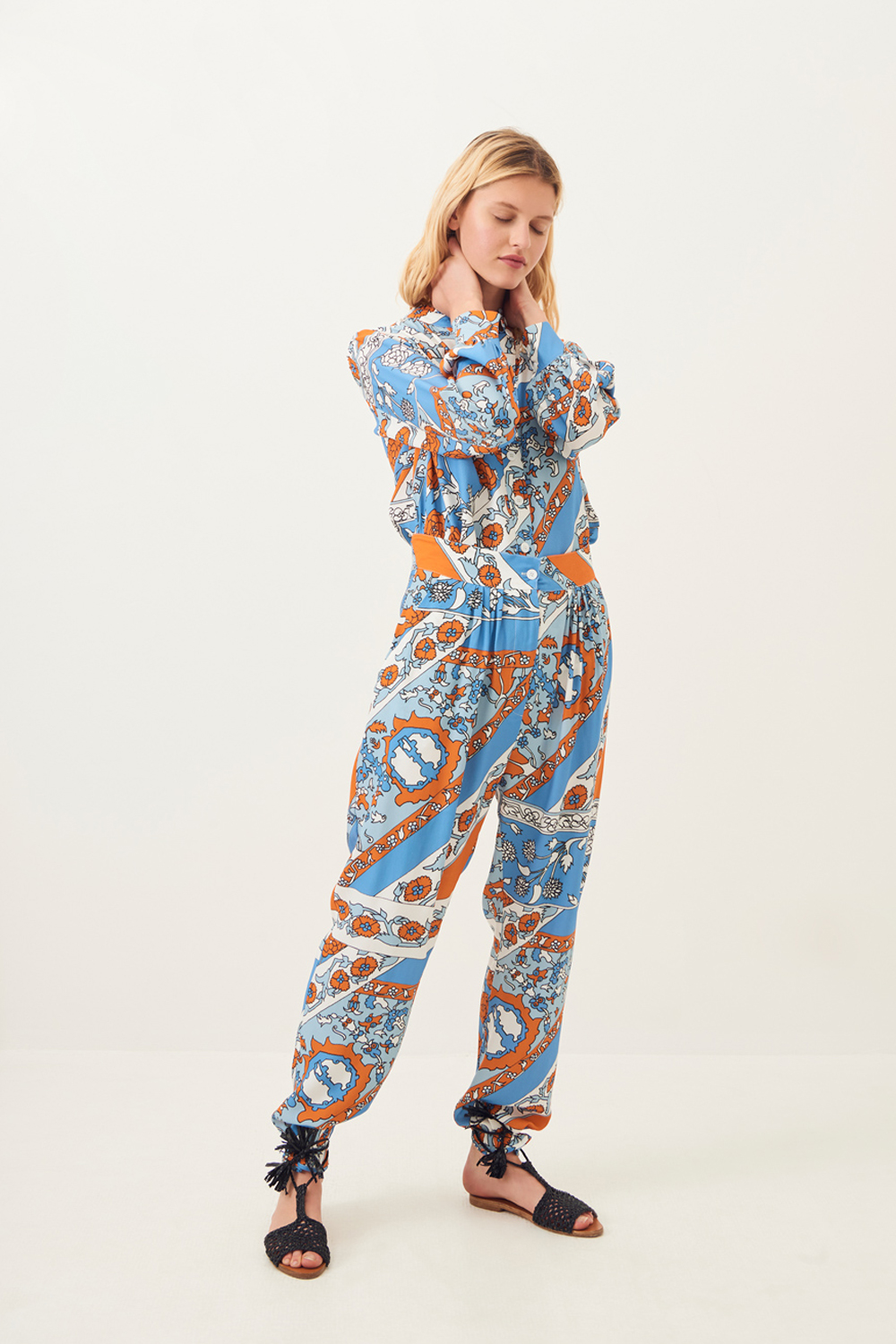 Pantalon carotte fluide Léandra - Antik Batik (photo) Pantalon carotte fluide Léandra - Antik Batik (photo)