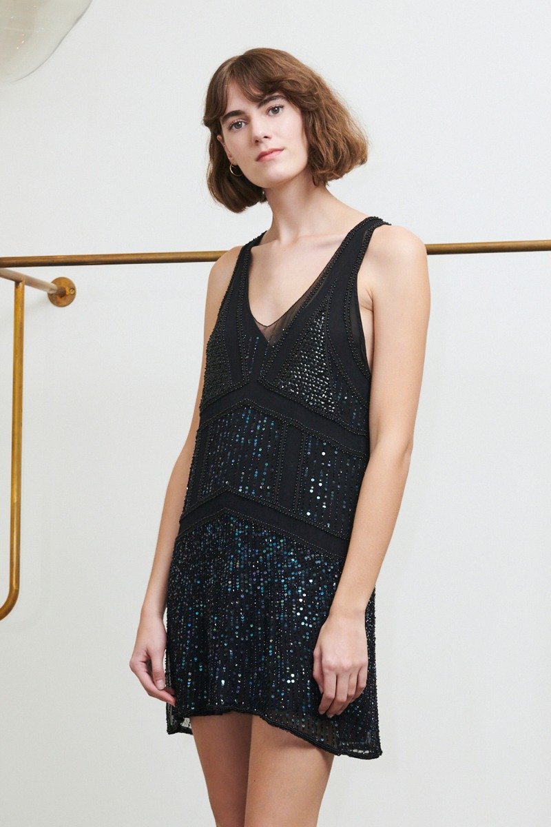 Robe brodée Birma noire - Antik Batik (photo) Robe brodée Birma noire - Antik Batik (photo)