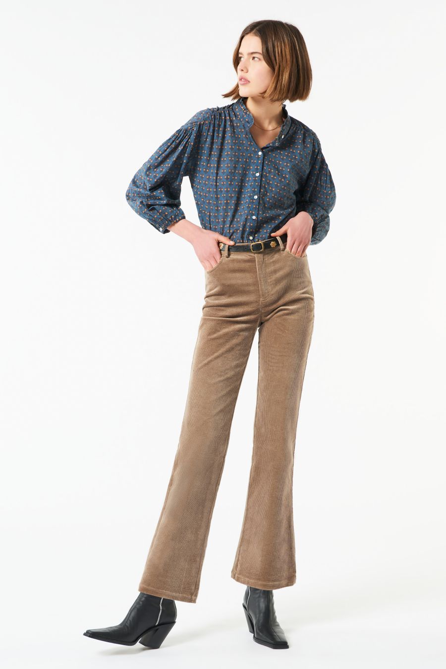 Antikbatik Pantaloni svasati Moni in velluto millerighe – Beige