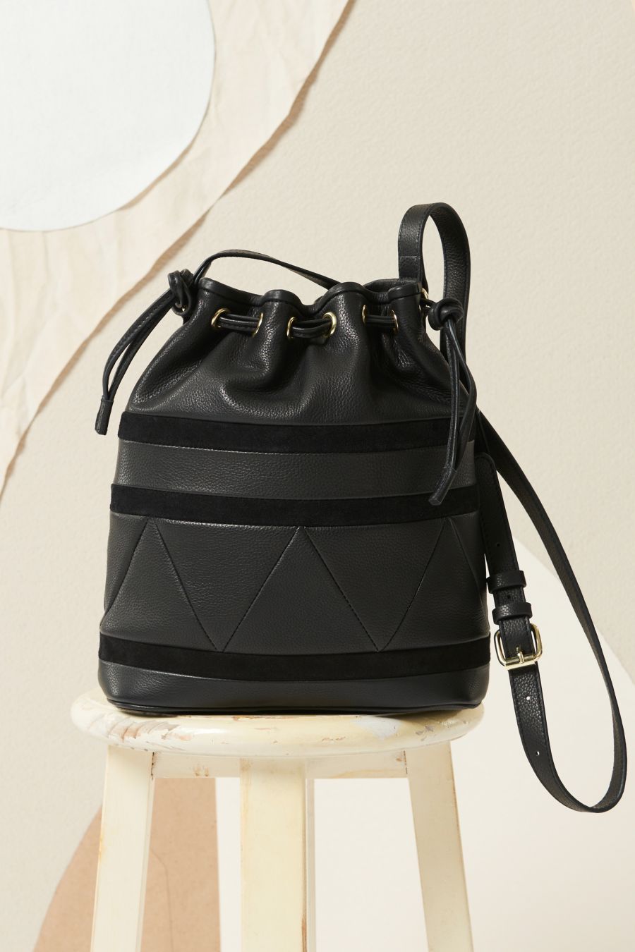Antikbatik Bala bucket bag in leather and canvas - Black