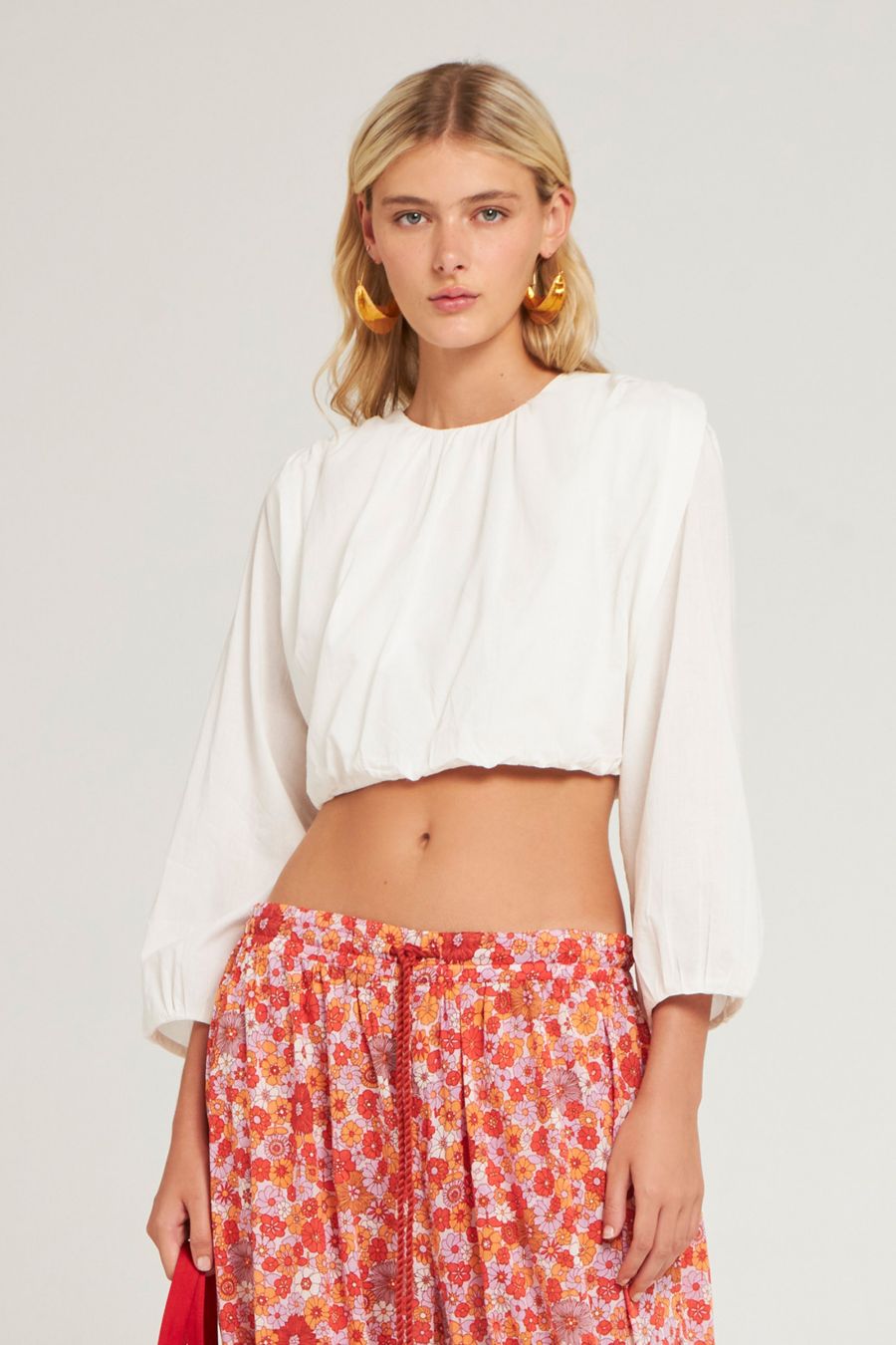 Antikbatik Hita crop top