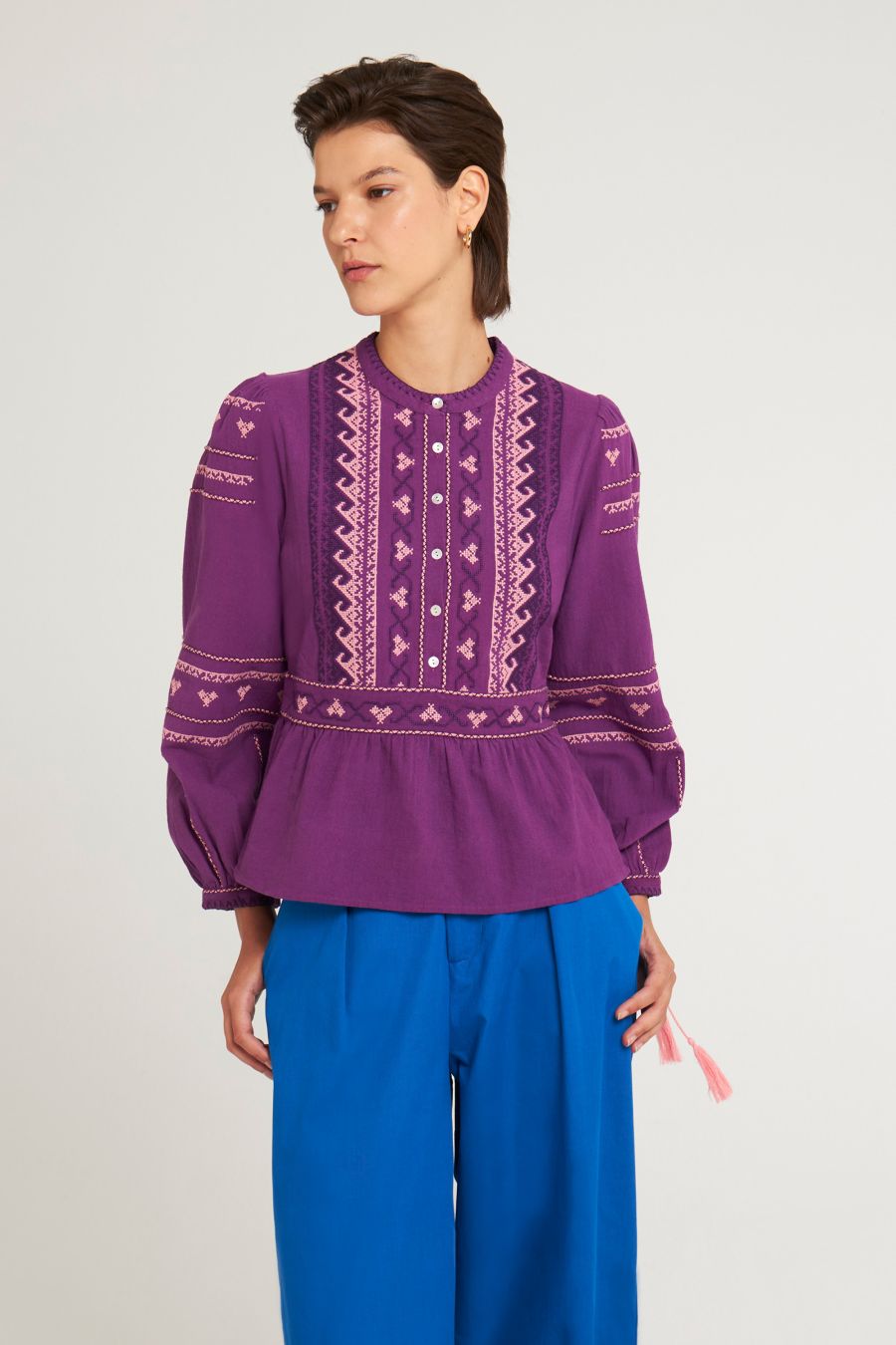 Antikbatik Lima embroidered blouse