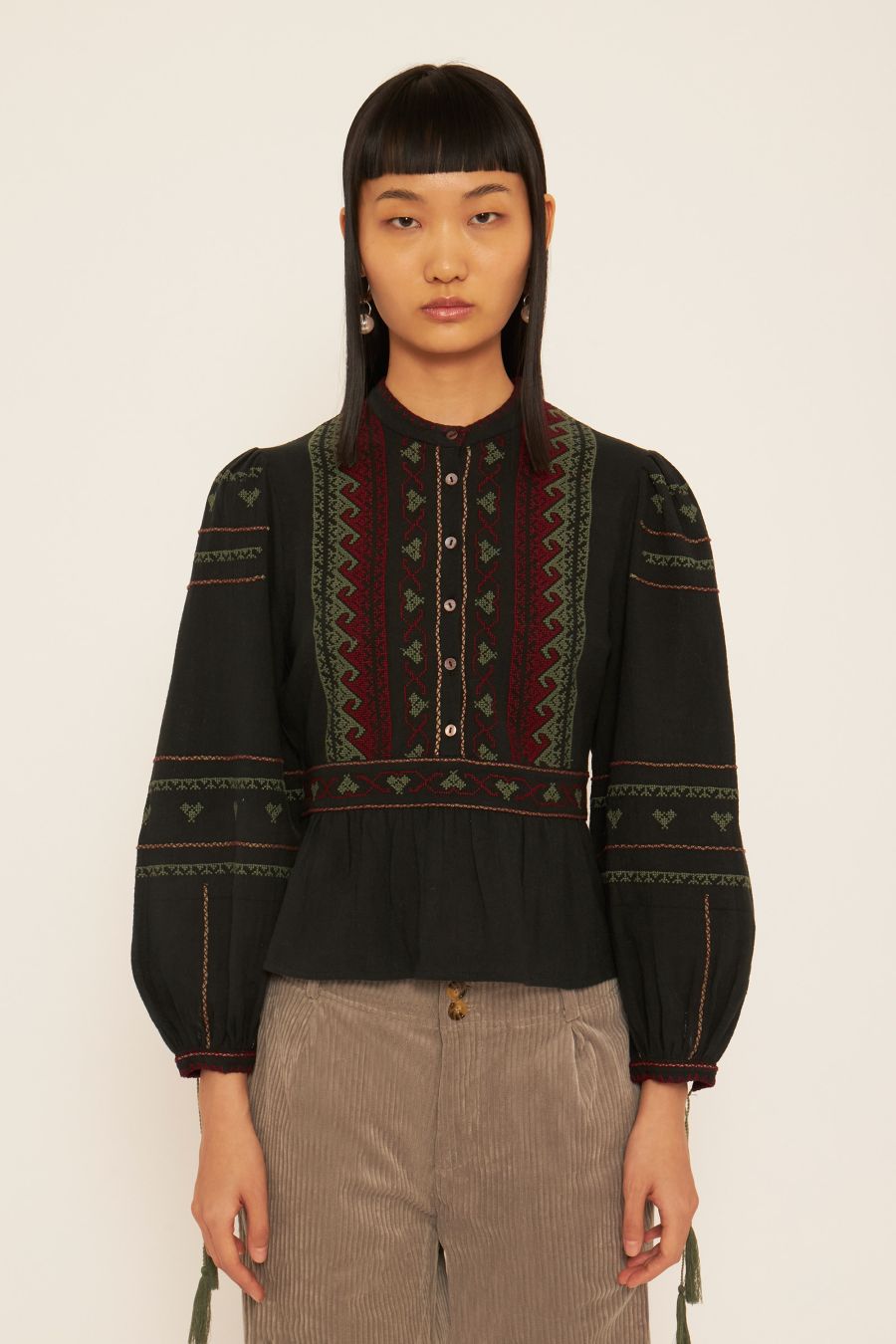 Antikbatik Lyna embroidered blouse