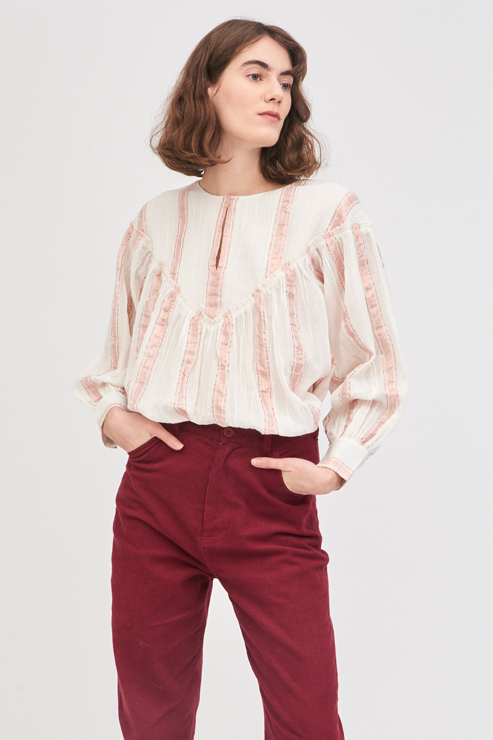 Blouse à rayures brillantes Julia - Crème - Antik Batik (photo) Blouse à rayures brillantes Julia - Crème - Antik Batik (photo)