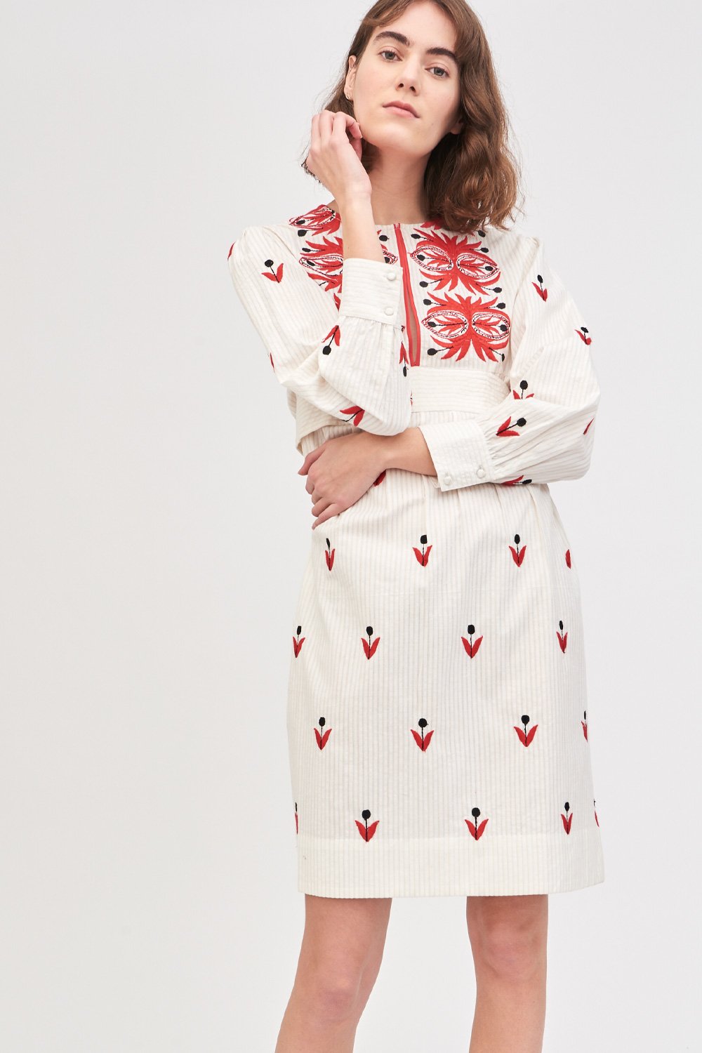Robe courte brodée Mexi - Crème - Antik Batik (photo) Robe courte brodée Mexi - Crème - Antik Batik (photo)