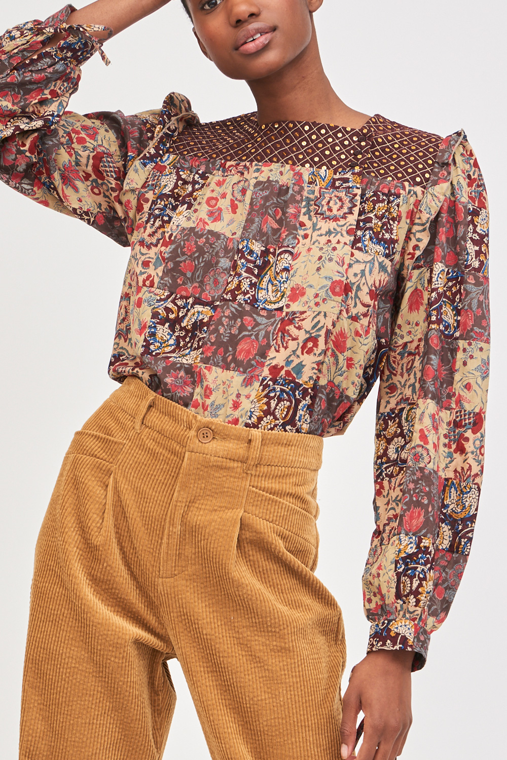 Blouse en patchwork&sequins Patsie - Antik Batik (photo) Blouse en patchwork&sequins Patsie - Antik Batik (photo)